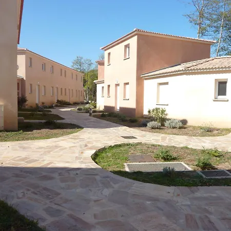 Holiday Villas De Melody.7 * Santa-Maria-Poggio (Corsica)