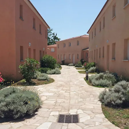 Holiday Villas De Melody.7 * Santa-Maria-Poggio (Corsica)